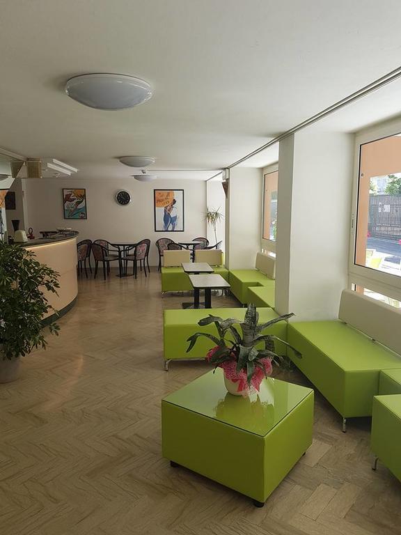 Hotel Tre Assi Rimini Esterno foto