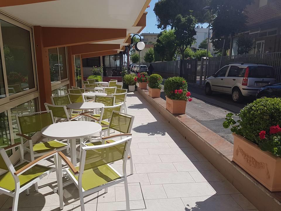 Hotel Tre Assi Rimini Esterno foto