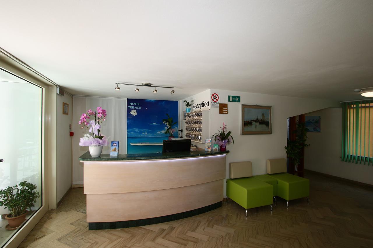 Hotel Tre Assi Rimini Esterno foto