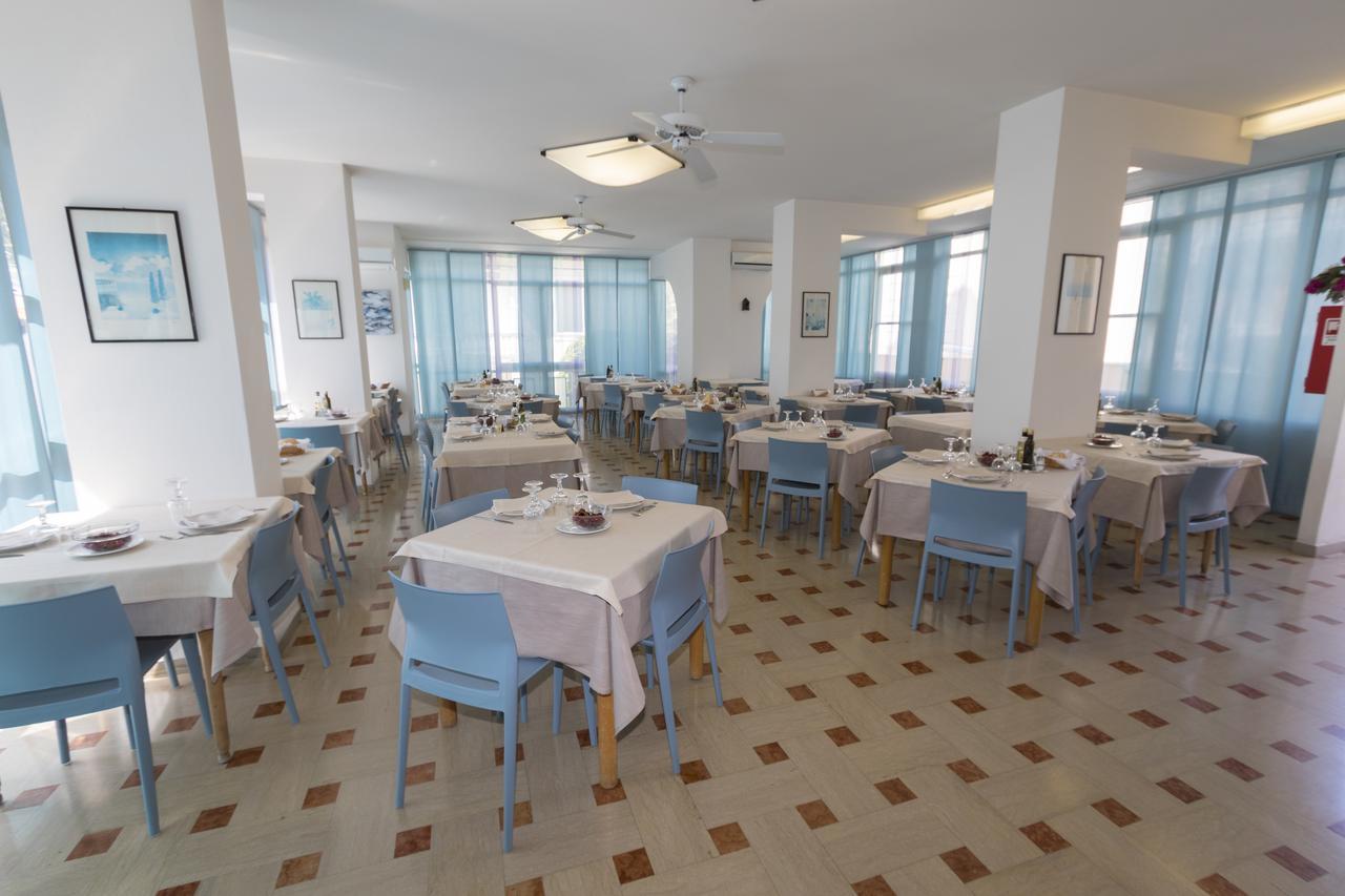 Hotel Tre Assi Rimini Esterno foto