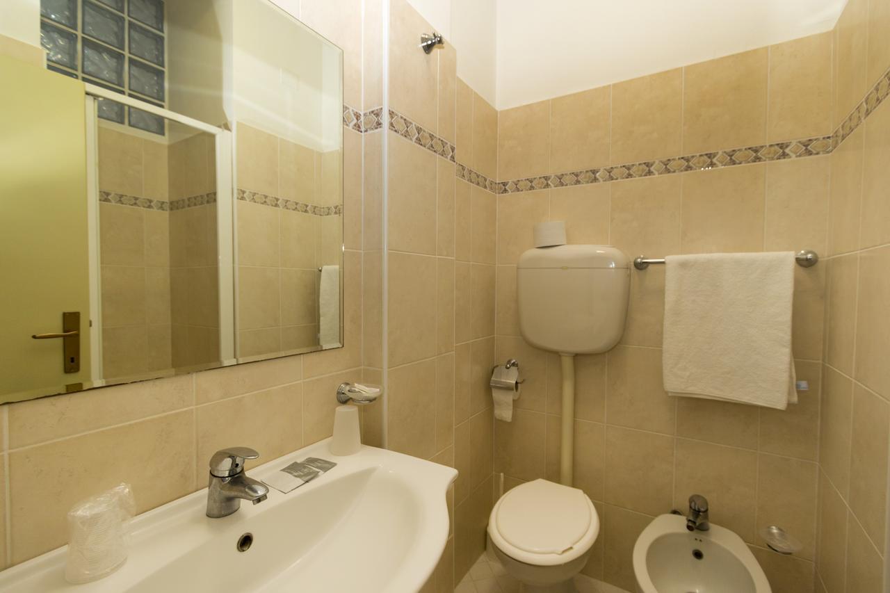 Hotel Tre Assi Rimini Esterno foto