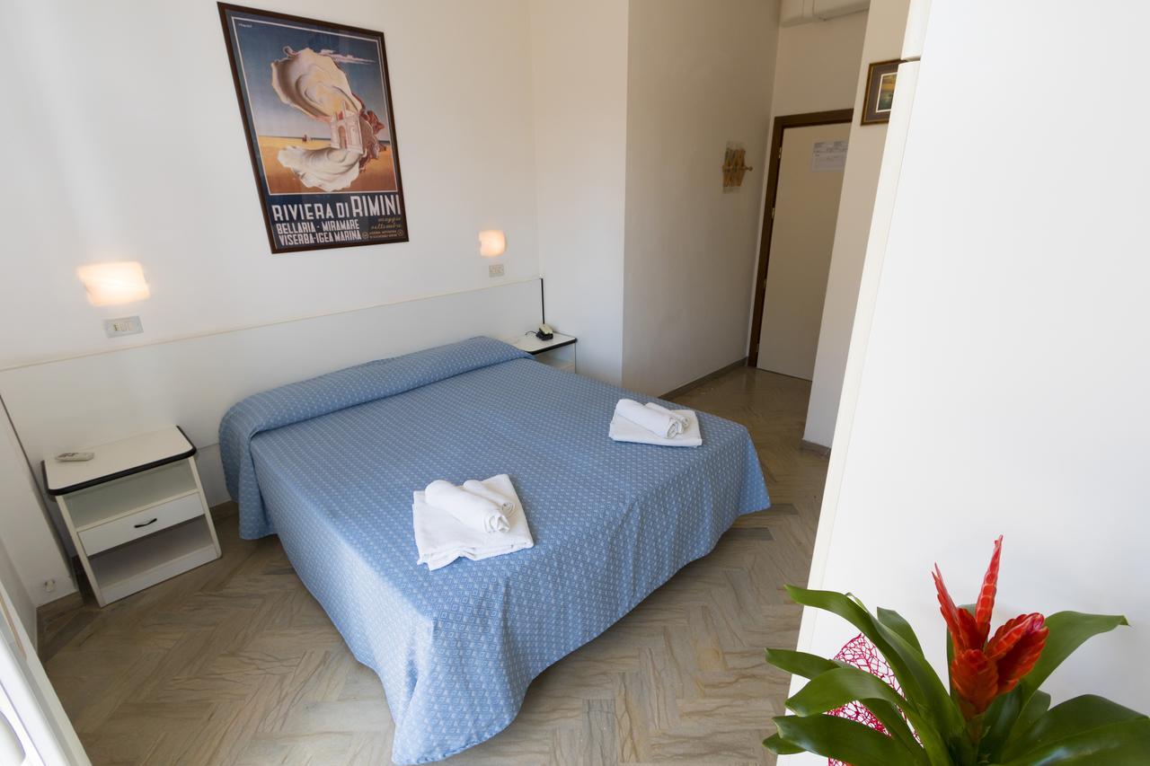 Hotel Tre Assi Rimini Esterno foto